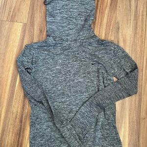 Nike funnel neck top medium